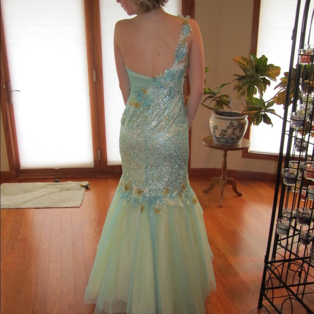 Sherri Hill Mermaid Prom Dress Size 4